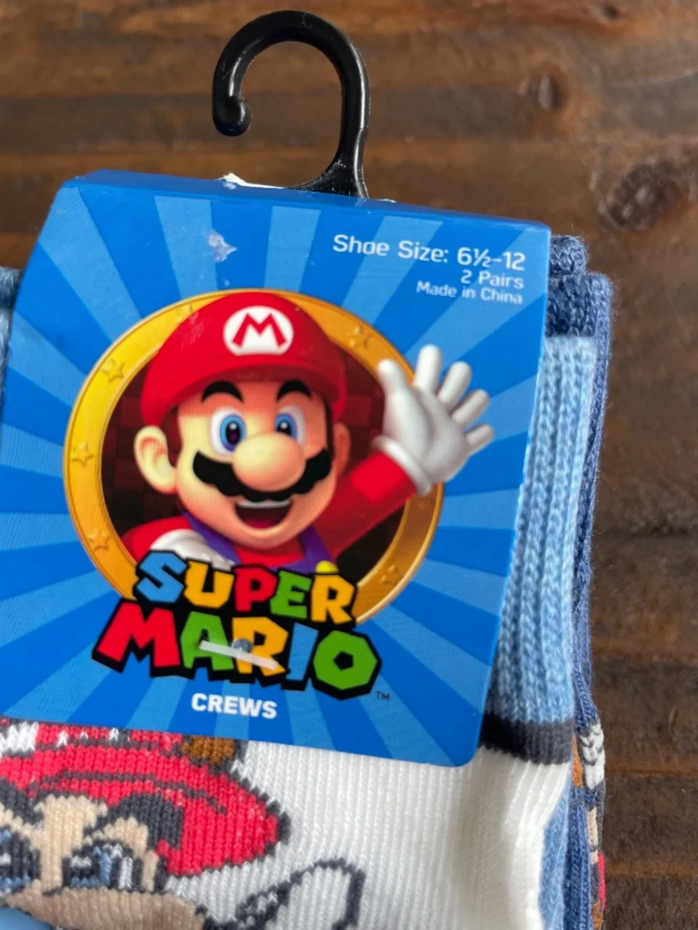 NEW Super Mario Men’s Crew Socks 2 pair, Fits Shoe Size: 6 1/2-12